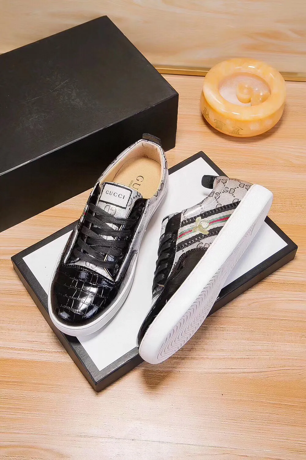 P380 (new style), [GUCCI] Gucci official new men's fashion casual shoes🇨🇳Official website original 1:1 mold opening💯Original quality, fine workmanship🌴High-end atmosphere, casual and fashionable🍒The upper is made of imported Italian cowhide☘Luxurious sheepskin lining🍓Rubber wear-resistant and non-slip outsole, super comfortable to wear, versatile style, worth owning🍉Standard code 38-45
